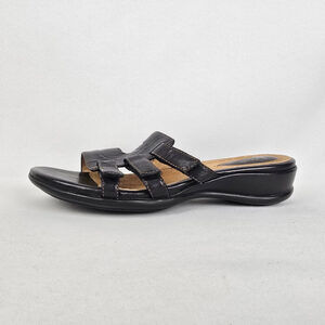 Clarks Artisan Black Leather Sandals Size 7.5